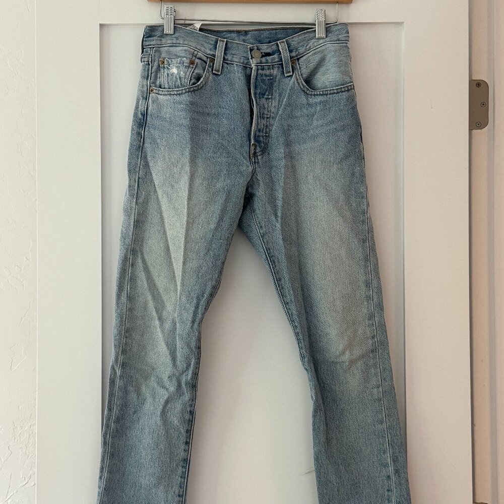 Levi's Women's 501 Boot Cut Jeans in Light Blue size 25